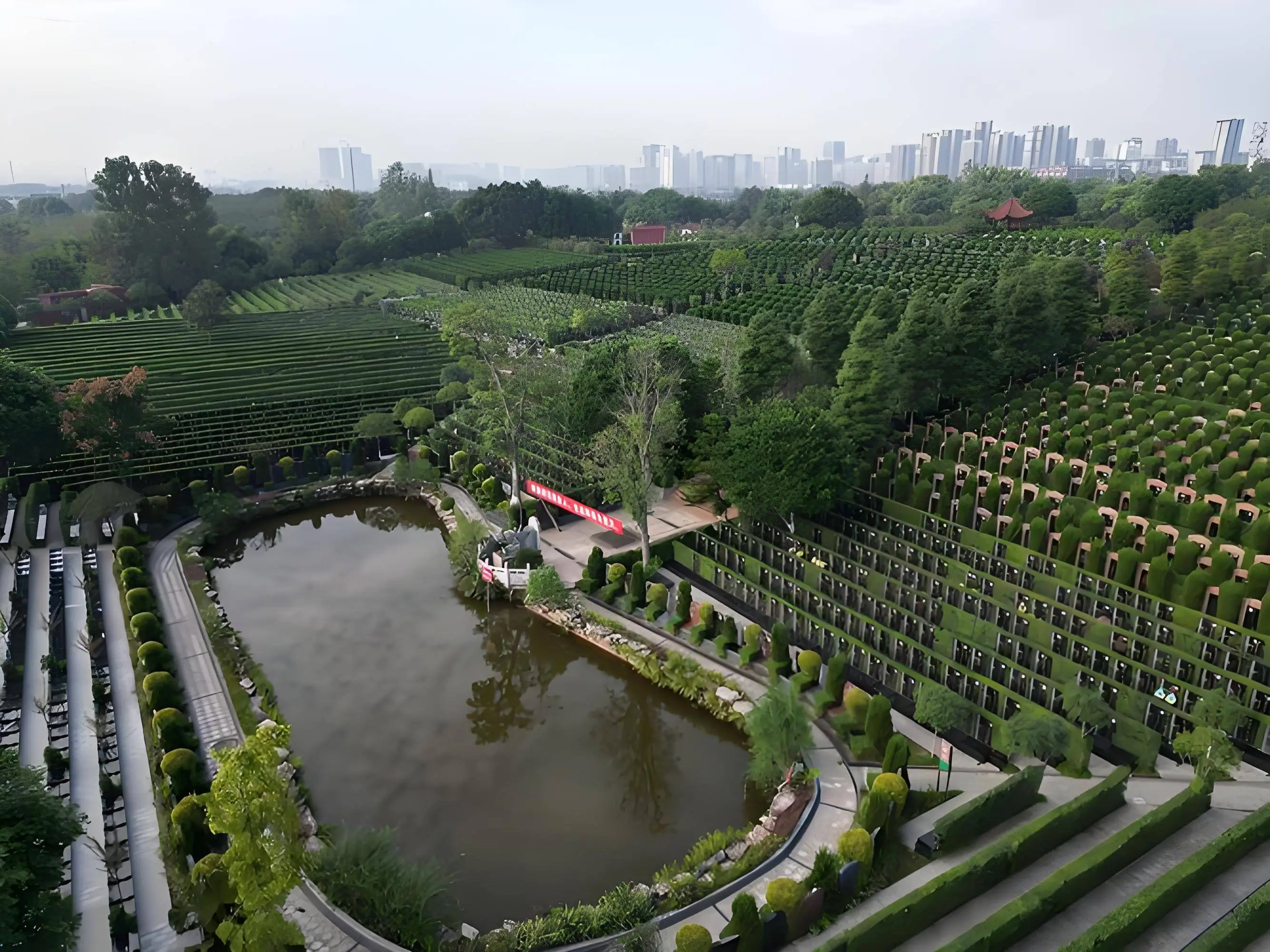 九公山陵园,<a href=http://www.xinshouning.cn/ target=_blank class=infotextkey><a href=http://www.xinshouning.cn/wap/ target=_blank class=infotextkey>北京公墓</a></a>