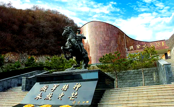 九公山长城纪念林:以山为脉以爱为铭 精选墓型一键尊享免费接送看墓服务